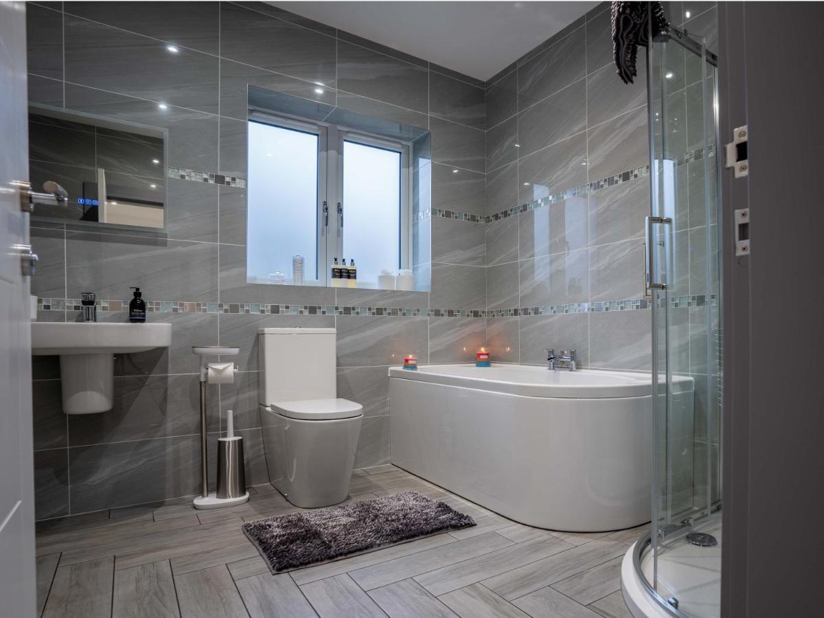 Heather House , Luxury Holiday House In Питлохри Экстерьер фото