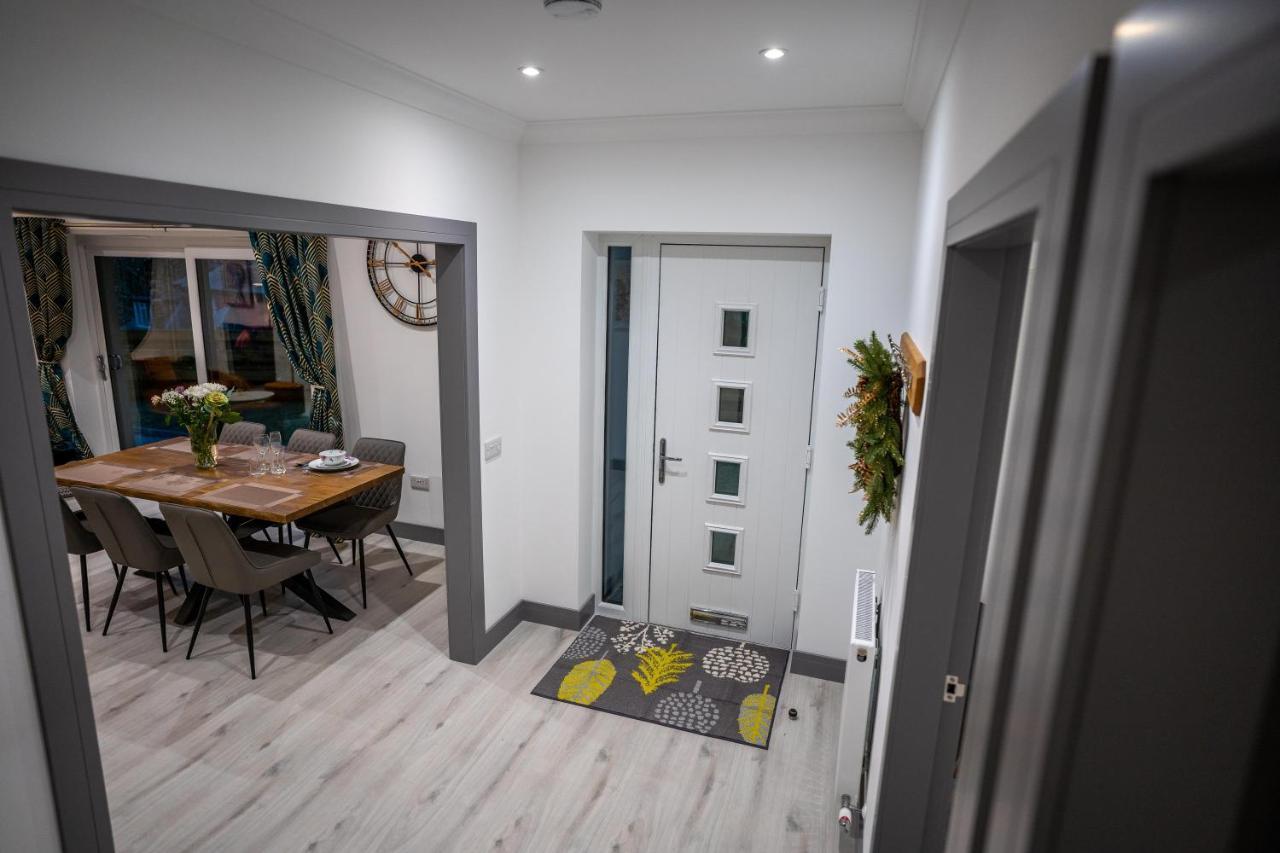 Heather House , Luxury Holiday House In Питлохри Экстерьер фото